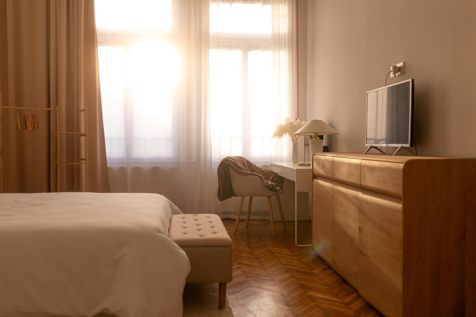 Bleyer Haus Central Apartment Oradea Eksteriør bilde
