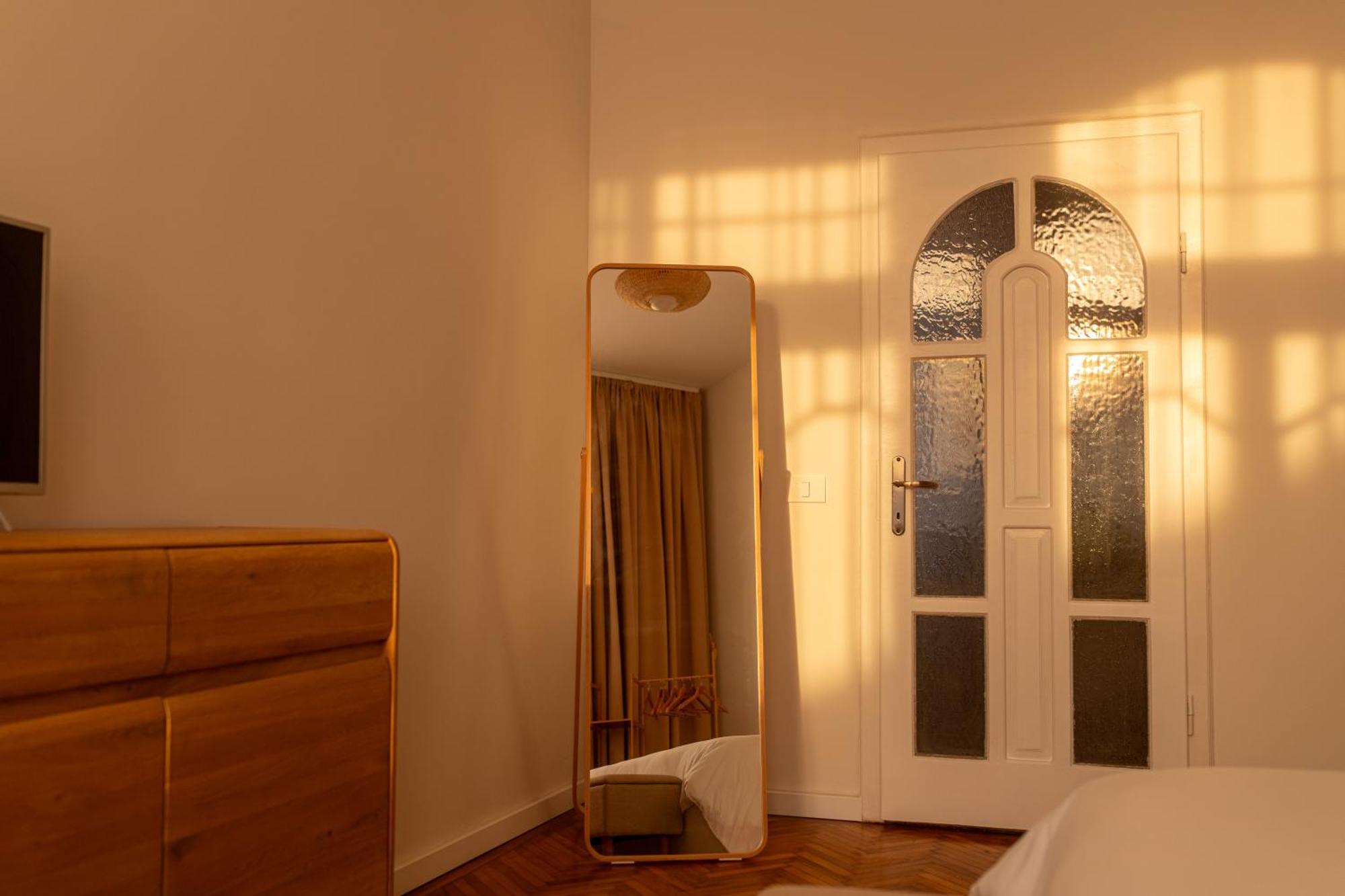 Bleyer Haus Central Apartment Oradea Eksteriør bilde